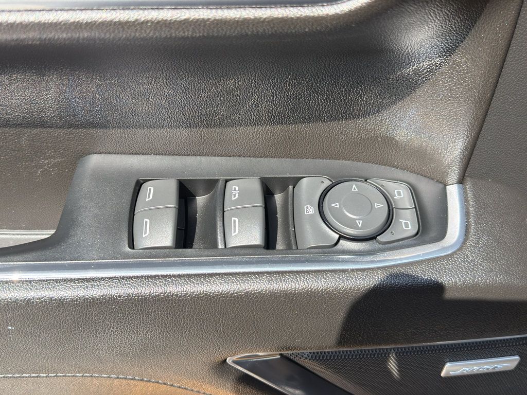 Used 2023 Chevrolet Silverado 1500 RST AWD/4WD image 12