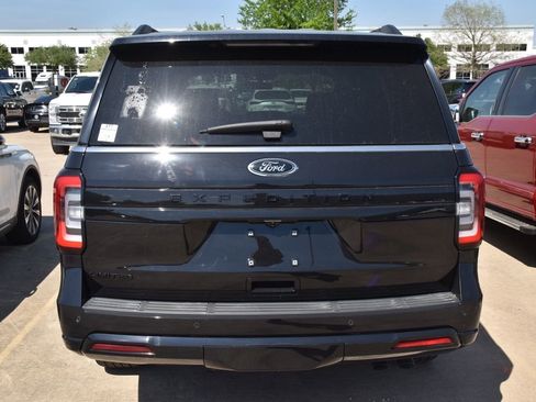 Certified 2023 Ford Expedition Limited image 8