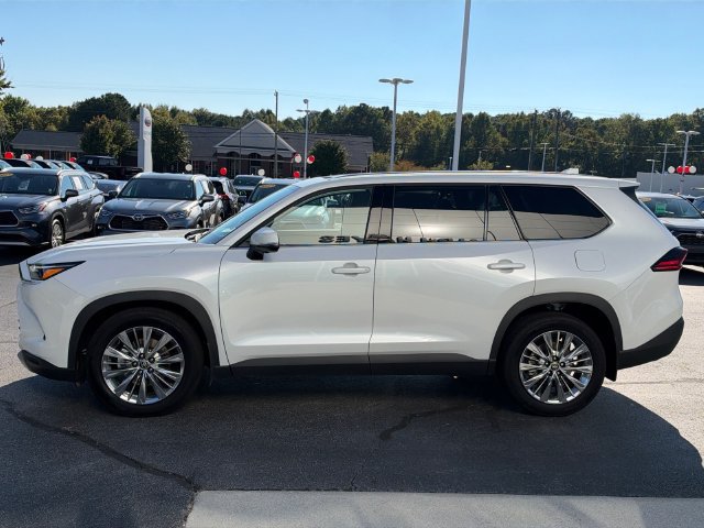 Used 2026 Toyota Grand Highlander AWD image 7