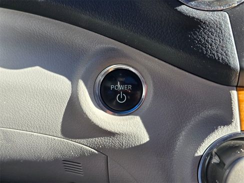 Used 2009 Toyota Highlander Limited image 27