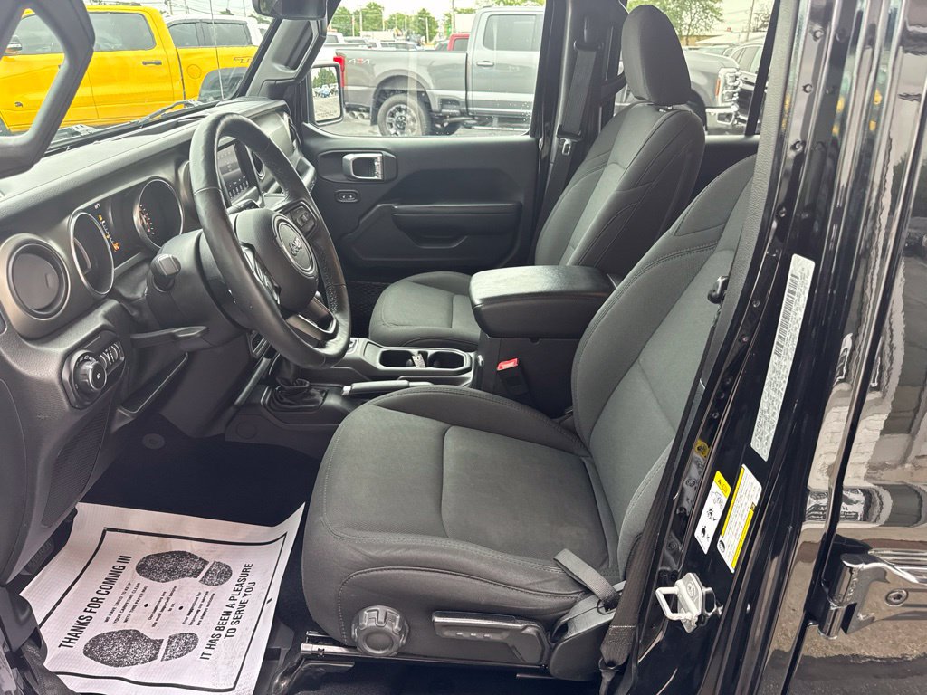 Used 2019 Jeep Wrangler Unlimited Sport S AWD/4WD image 20