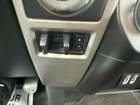 Used 2020 Ford F150 Lariat AWD/4WD image 38