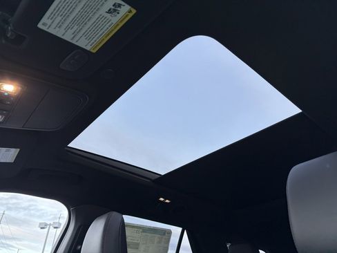 New 2026 Ford Explorer ST-Line w/ ST-Line Street Pack image 35