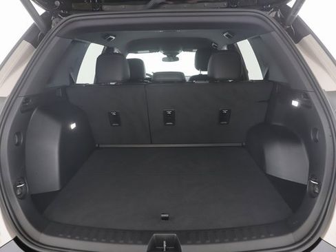 Used 2026 GMC Terrain AT4 image 28