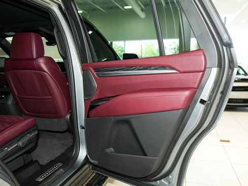 Used 2026 Cadillac Escalade Sport w/ Touring Package AWD/4WD image 46