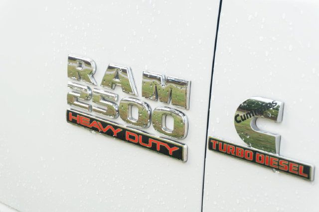 Used 2016 RAM 2500 Tradesman w/ Chrome Appearance Group AWD/4WD image 4