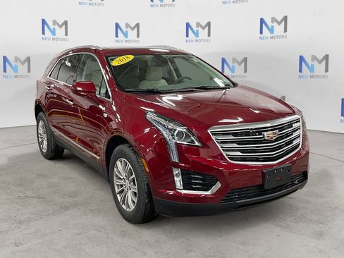 Used 2018 Cadillac XT5 Luxury w/ Driver Awareness Package image 7