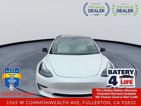 Used 2022 Tesla Model 3 Long Range AWD/4WD image 1