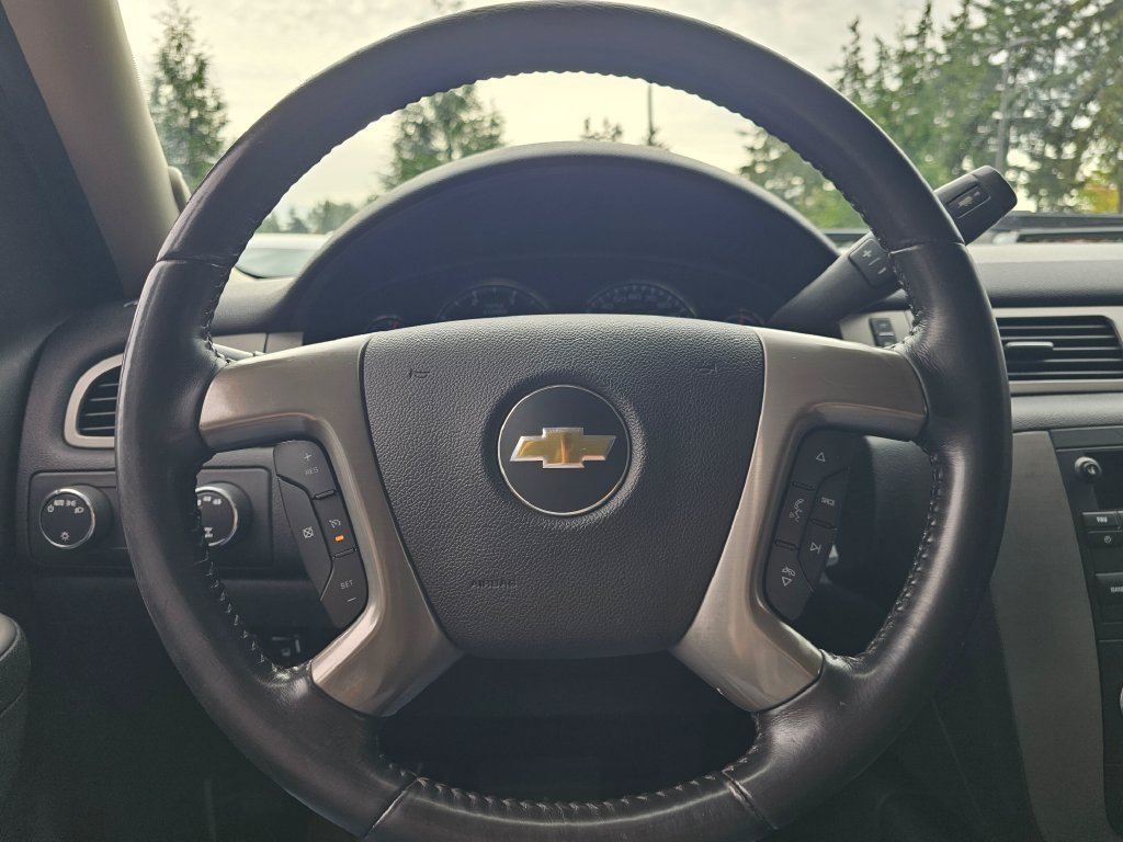 Used 2014 Chevrolet Silverado 3500 LTZ w/ LTZ Plus Package AWD/4WD image 25