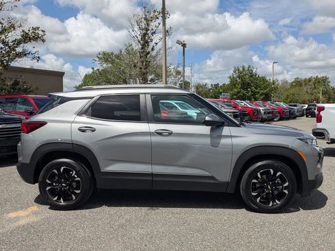 Certified 2023 Chevrolet TrailBlazer LT FWD image 2