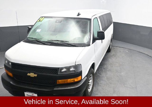 Used 2024 Chevrolet Express 3500 LS RWD image 20