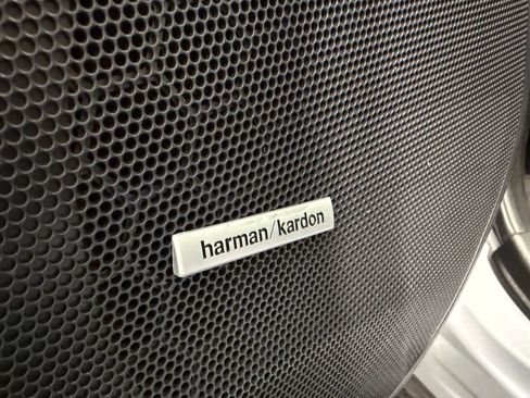 Used 2017 Subaru Forester 2.5i Touring image 35