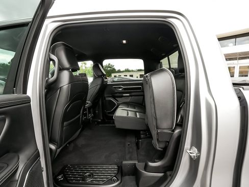 Used 2025 RAM 1500 Laramie w/ Sport Appearance Package AWD/4WD image 32