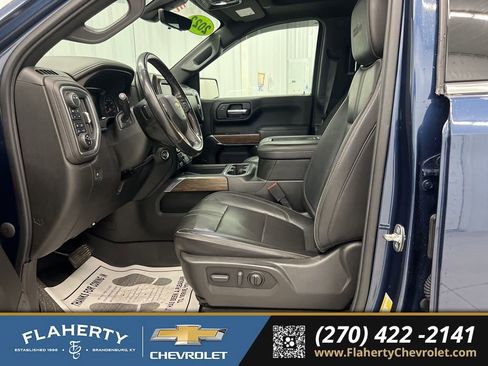 Used 2022 Chevrolet Silverado 1500 High Country w/ Technology Package image 9