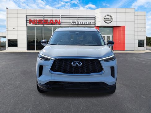 Used 2025 INFINITI QX60 Pure image 8