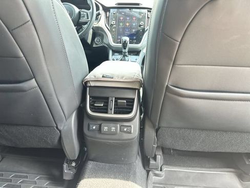 Used 2022 Subaru Outback Limited AWD/4WD image 25