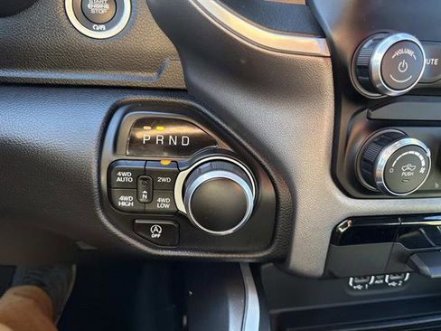 Used 2022 RAM 1500 Big Horn image 26