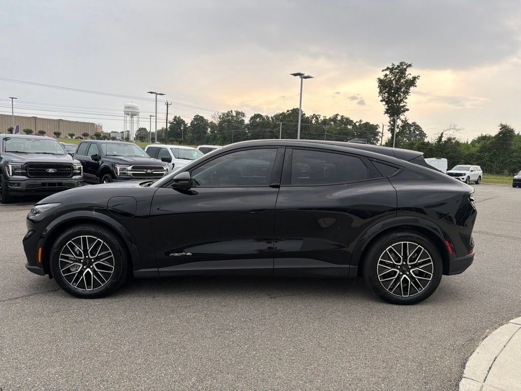 Used 2025 Ford Mustang Mach-E Premium AWD/4WD image 7