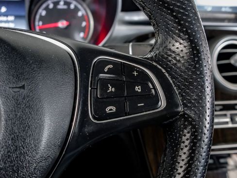 Used 2019 Mercedes-Benz GLC 300 image 17