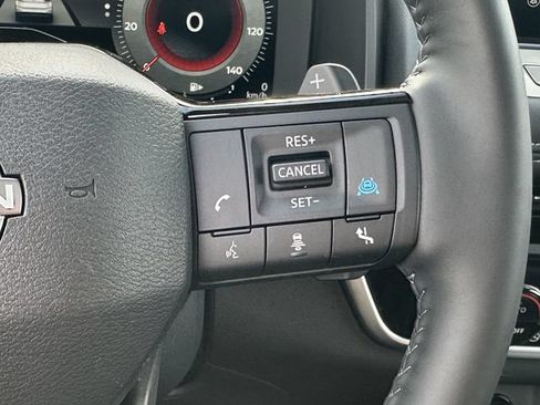Certified 2025 Nissan Rogue SL w/ Tech Package FWD image 28
