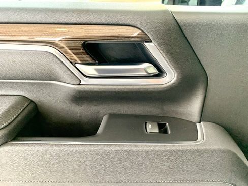 Used 2025 Chevrolet Silverado 2500 LT w/ Trail Boss Package image 21