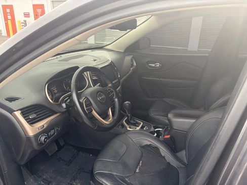 Used 2015 Jeep Cherokee Limited w/ Luxury Group image 10