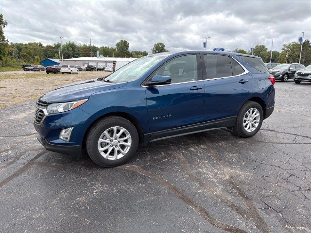Used 2020 Chevrolet Equinox LT w/ Driver Convenience Package FWD image 2