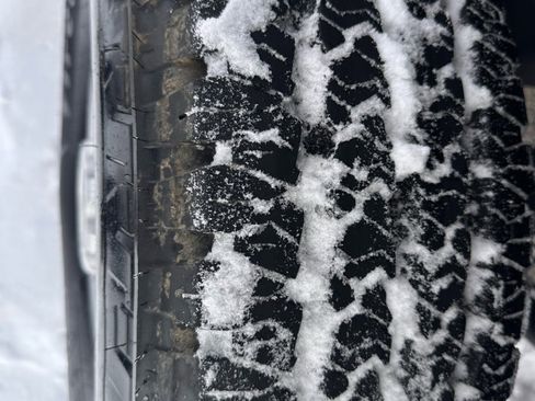 Used 2010 Chevrolet Silverado 2500 W/T w/ Snow Plow Prep Package image 9