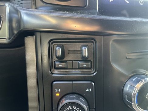 Certified 2024 Ford F150 Platinum w/ Equipment Group 702A High image 15