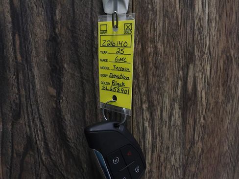 Used 2025 GMC Terrain Elevation image 19