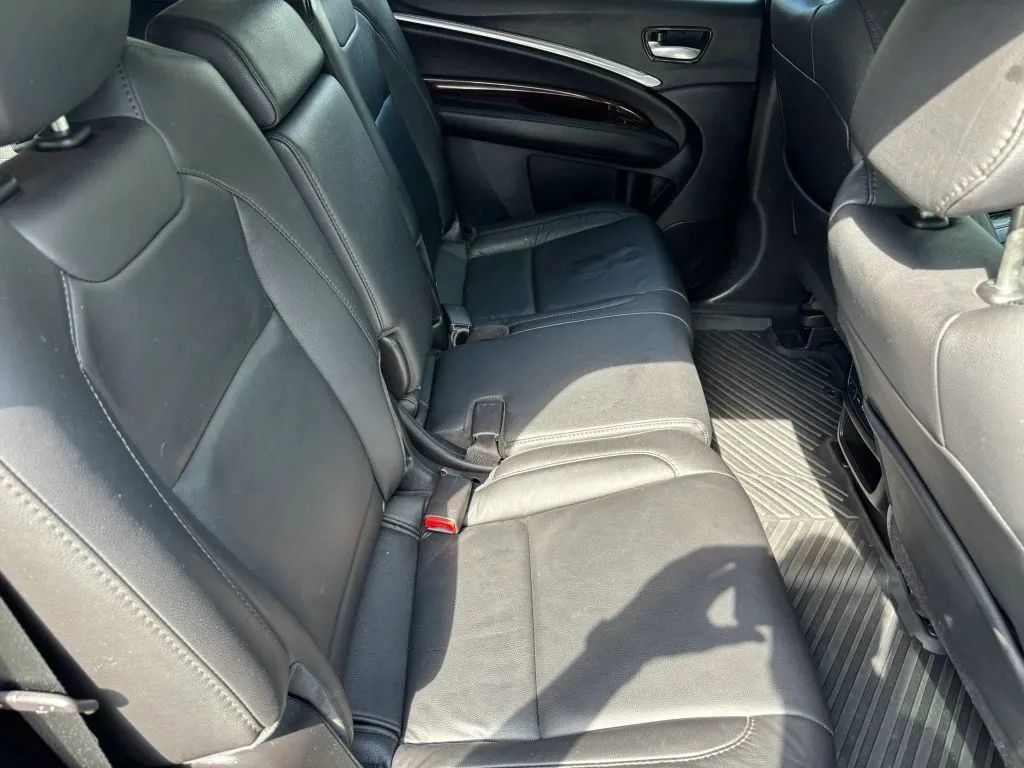 Used 2015 Acura MDX w/ Technology Package AWD/4WD image 19