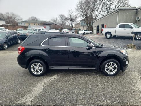 Used 2017 Chevrolet Equinox LT image 8