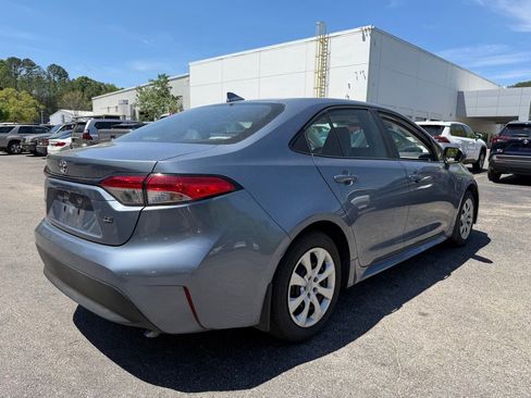 Used 2026 Toyota Corolla LE FWD image 3