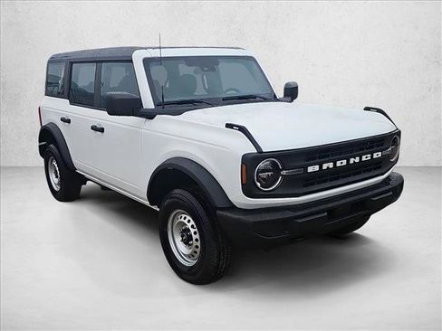 New 2025 Ford Bronco image 7