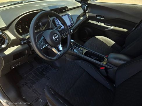 Used 2024 Nissan Kicks SV FWD image 10
