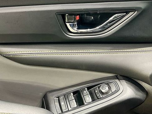 Used 2024 Subaru Ascent Onyx Edition image 16