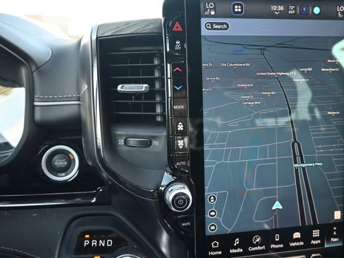 Used 2025 RAM 1500 Limited image 29