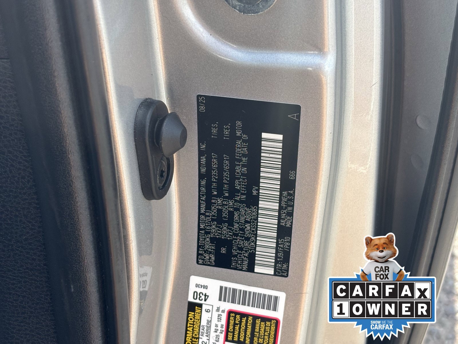 Used 2025 Toyota Sienna LE AWD/4WD image 32