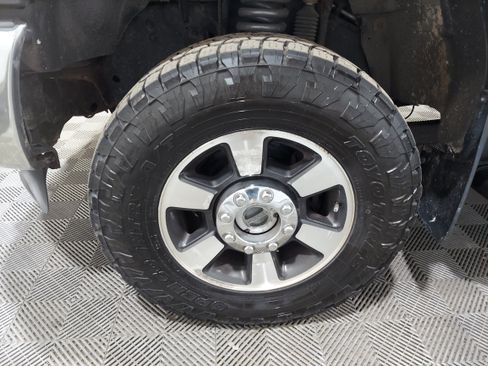 Used 2016 Ford F250 XLT w/ Snow Plow Prep Package AWD/4WD image 5