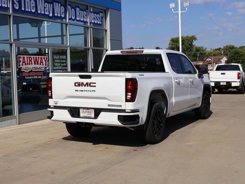 New 2026 GMC Sierra 1500 Elevation image 3