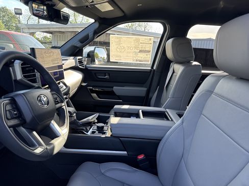 New 2026 Toyota Tundra Limited AWD/4WD image 13