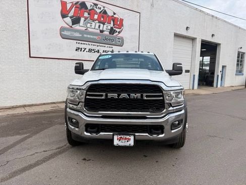 Used 2024 RAM 5500 Tradesman AWD/4WD image 2
