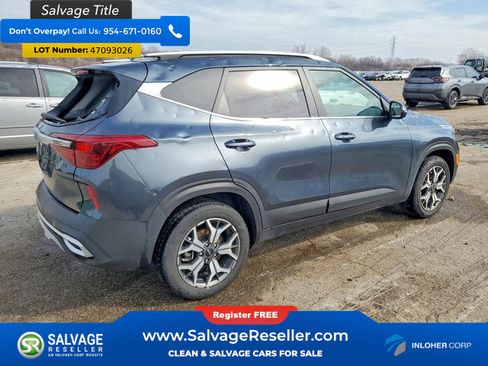 Used 2022 Kia Seltos EX AWD/4WD image 4