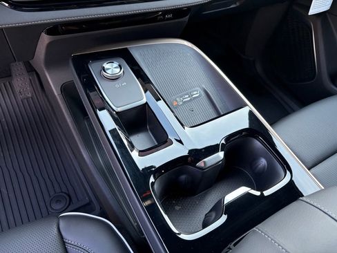 New 2025 Buick Enclave Avenir w/ Super Cruise Package image 23