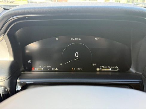 Certified 2022 Lincoln Nautilus AWD w/ Premium Package image 24