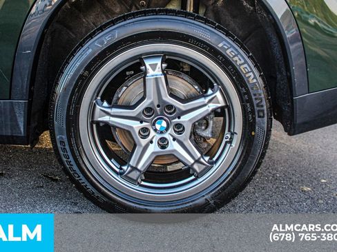 Used 2025 BMW X1 xDrive28i AWD/4WD image 16