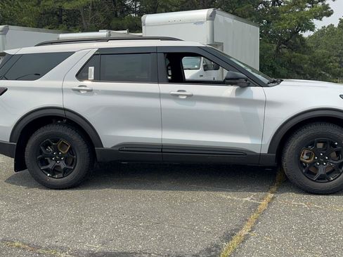 New 2026 Ford Explorer Tremor AWD/4WD image 4