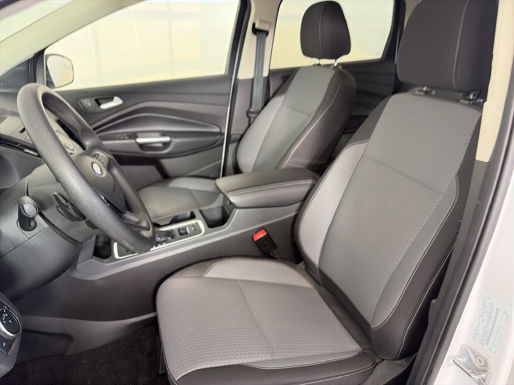 Used 2017 Ford Escape SE AWD/4WD image 10