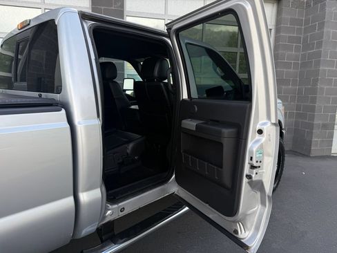 Used 2015 Ford F350 Lariat AWD/4WD image 38