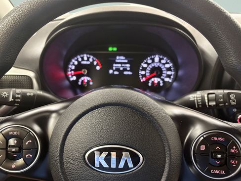 Used 2021 Kia Soul S FWD image 26